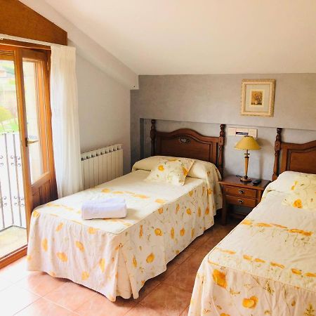 Hostal Jj Salduero Kültér fotó