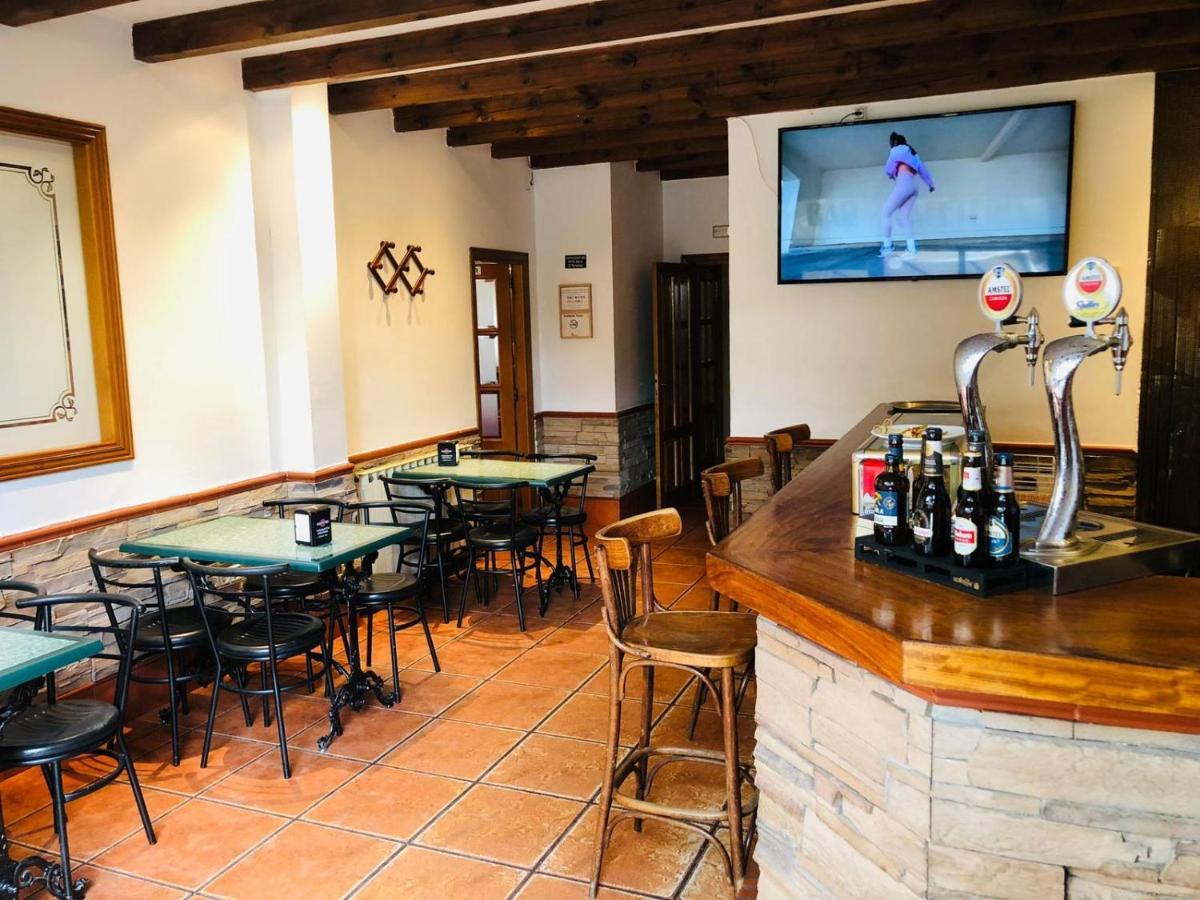 Hostal Jj Salduero Kültér fotó