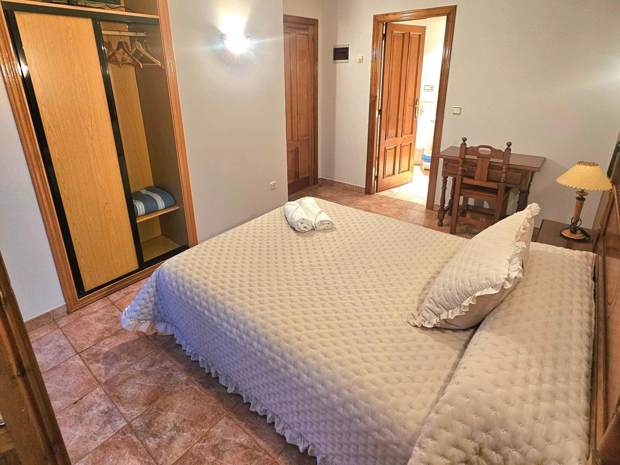 Hostal Jj Salduero Kültér fotó